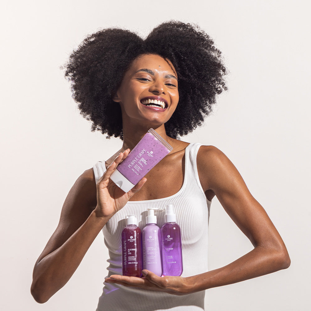 Kit Esfoliante, Gel de Banho, Hidratante e Body Splash Uva