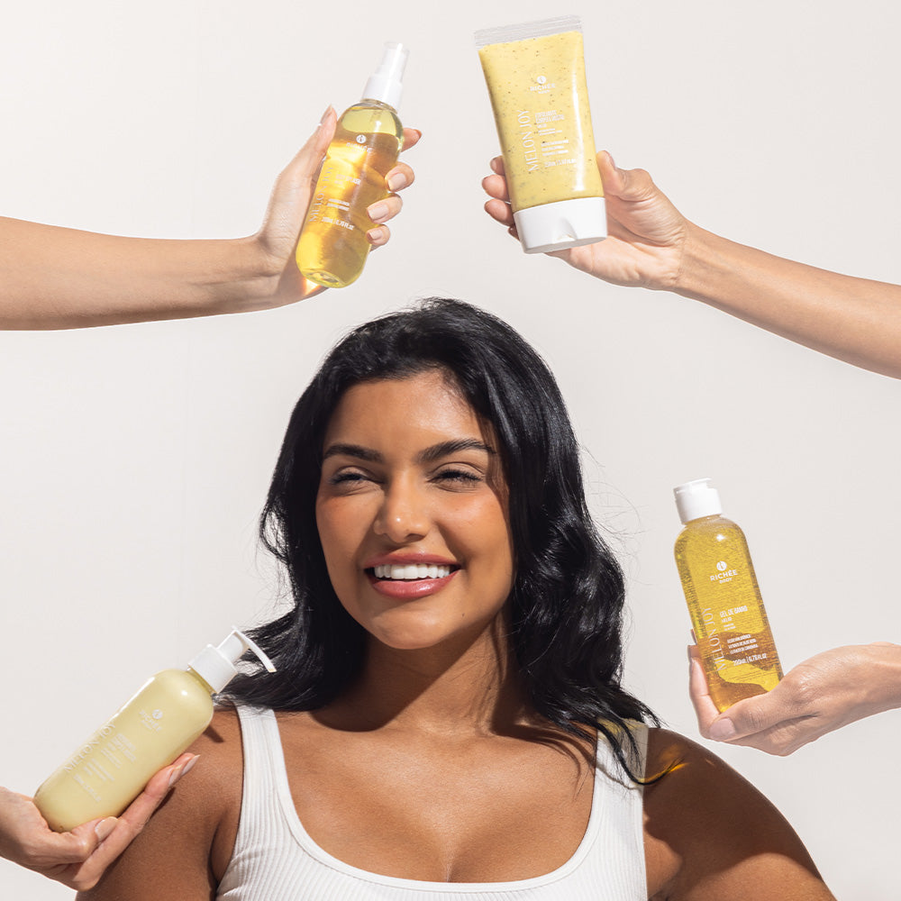 Kit Esfoliante, Gel de Banho, Hidratante e Body Splash Melão