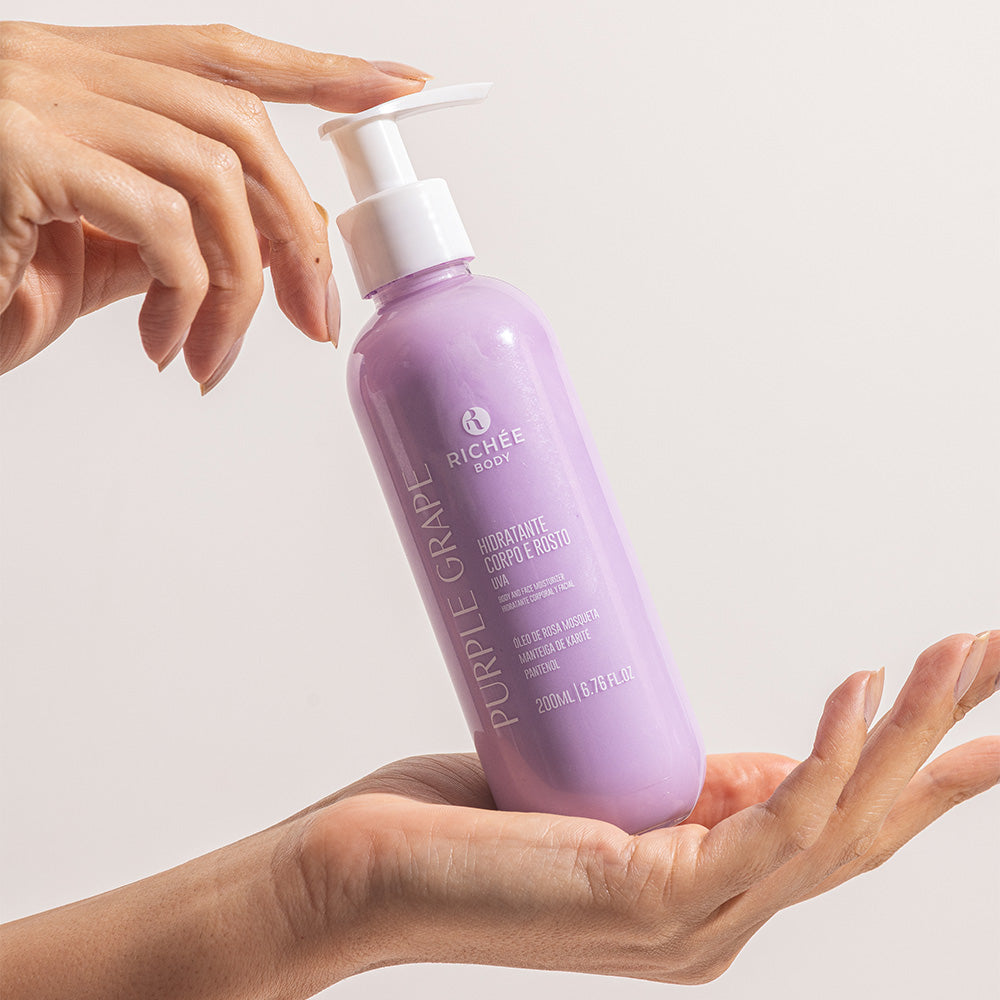 Kit Esfoliante, Gel de Banho, Hidratante e Body Splash Uva