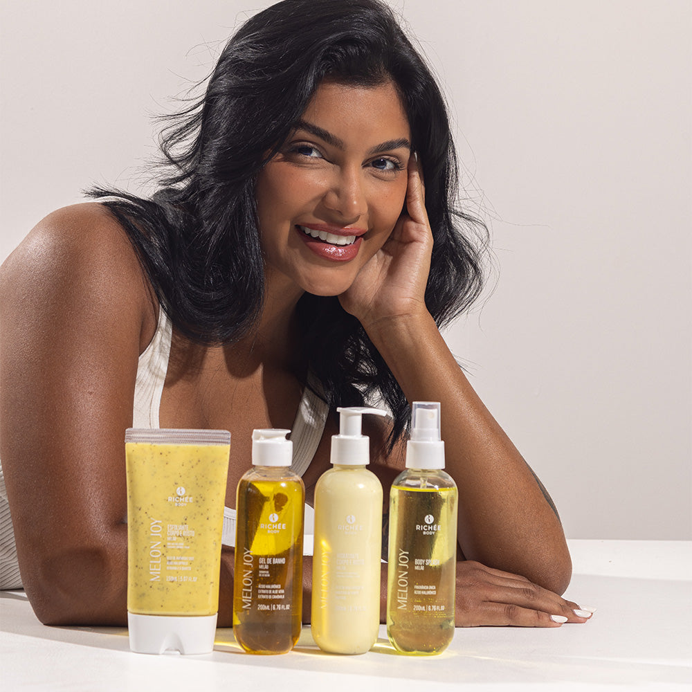 Kit Esfoliante, Gel de Banho, Hidratante e Body Splash Melão